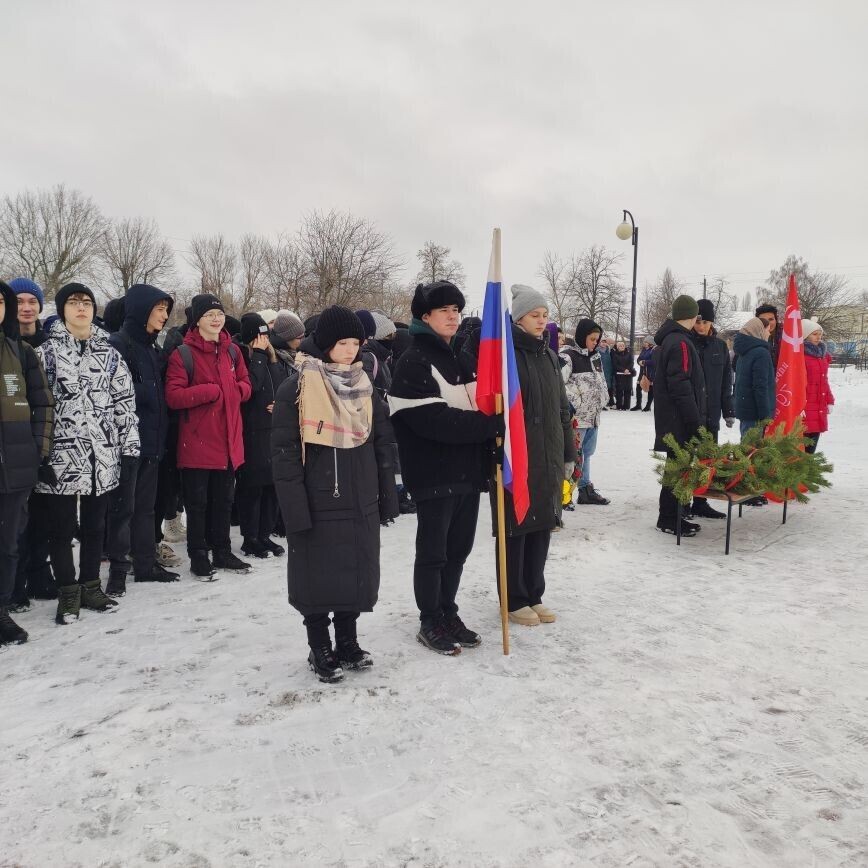 Митинг, посвященный 80-ой годовщине освобождения от немецко - фашистских войск с. Митрофановка.